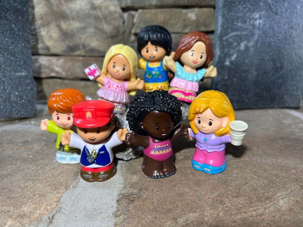 Little People Girls Diverse collection Lot of Seven Barbie and others